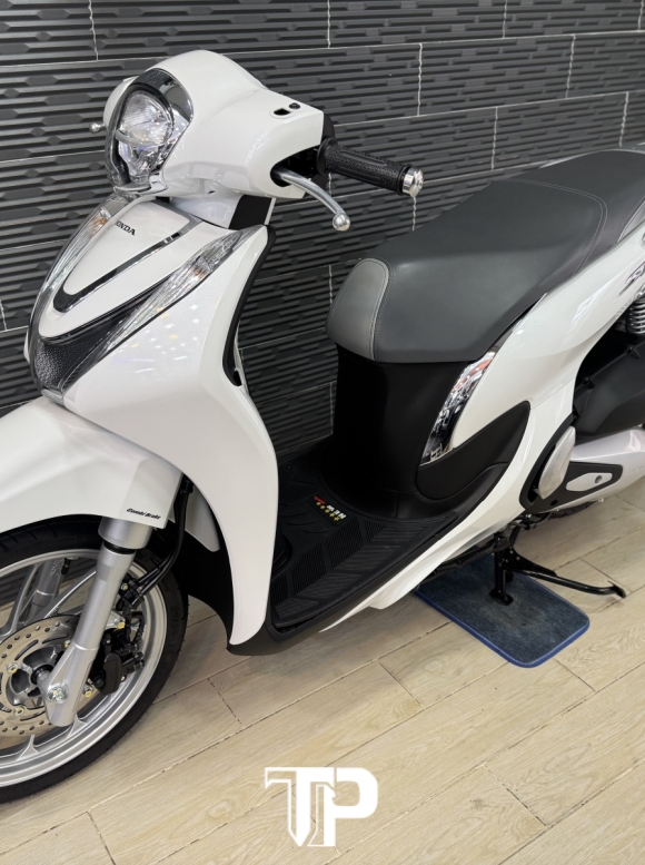 Honda SH mode 2024 Trắng Bs HCM