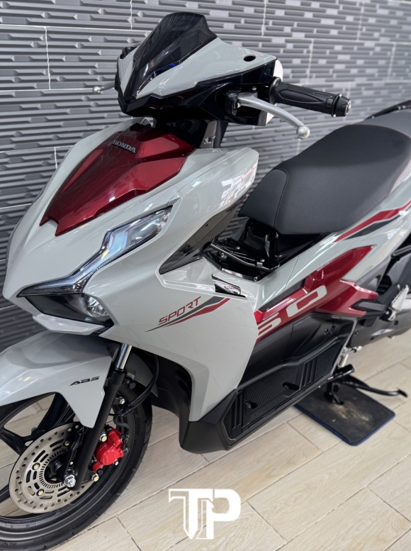 Honda AB160 date 2025 xám xi măng Bstp