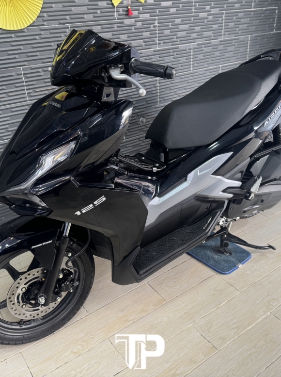 Honda Air Balde 125 date 2025 Đen Bóng Bs07797