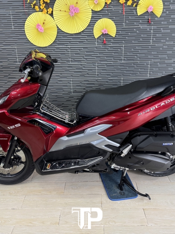 Honda Ab 125 date 2024 Đỏ Đen mẫu mới Bs 325.24