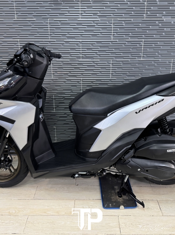 Honda Vario 125 Bạc Đen 2025 Bs Sài Gòn