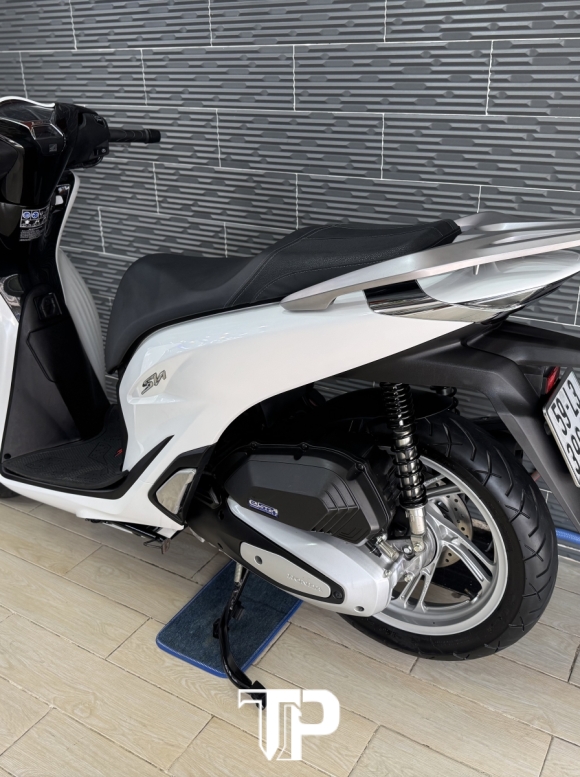 Honda SH125 date 2022 Trắng Panda Bs Sài Gòn