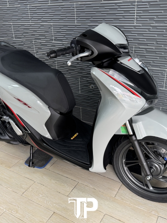 Honda SH150 date 2020 Xám xi măng Bstp