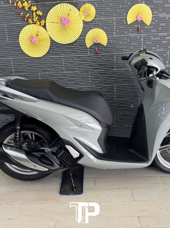 SH 150 date 2022 Xám Đen Bstp