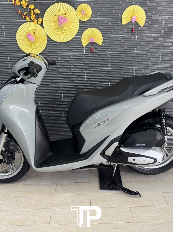 SH 150 date 2022 Xám Đen Bstp