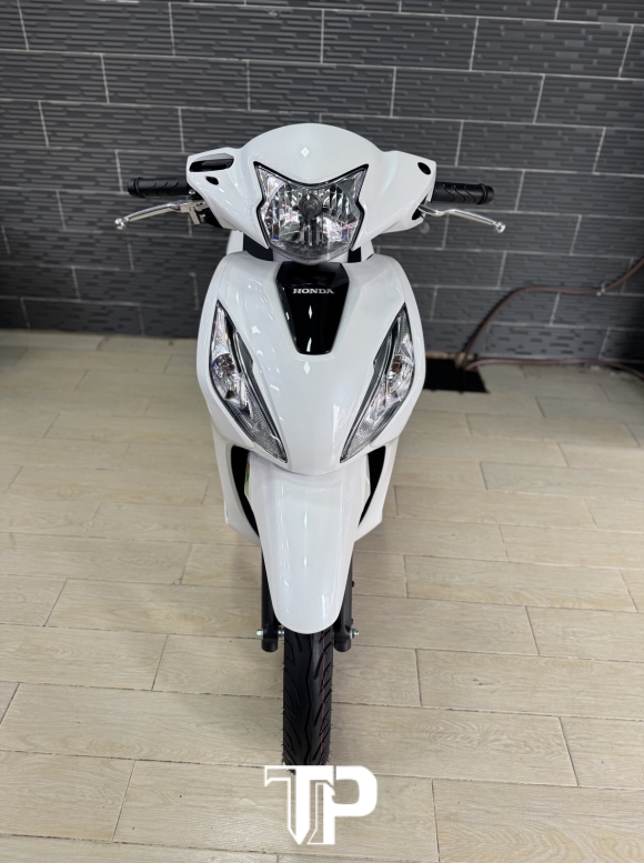 Vision New 2026 Trắng