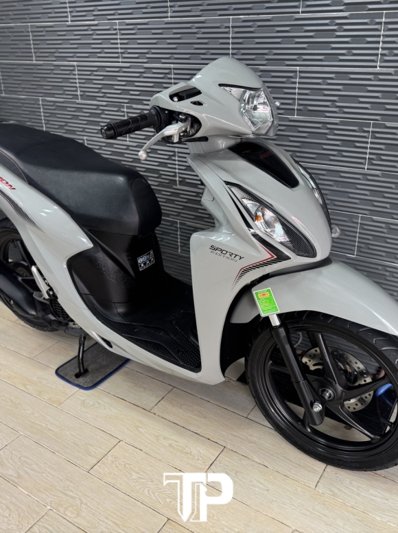 Honda Vision 2024 Xám Xi Măng Bánh Lớn Bstp