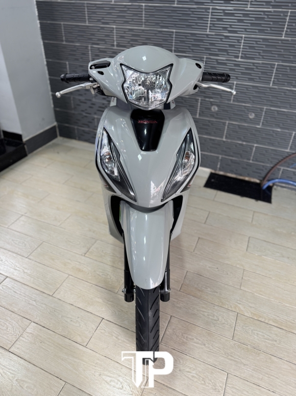 Honda Vision 2024 Xám Xi Măng Bánh Lớn Bstp