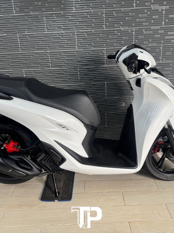 Honda SH125 date 2022 Trắng Đen Sporty Bstp