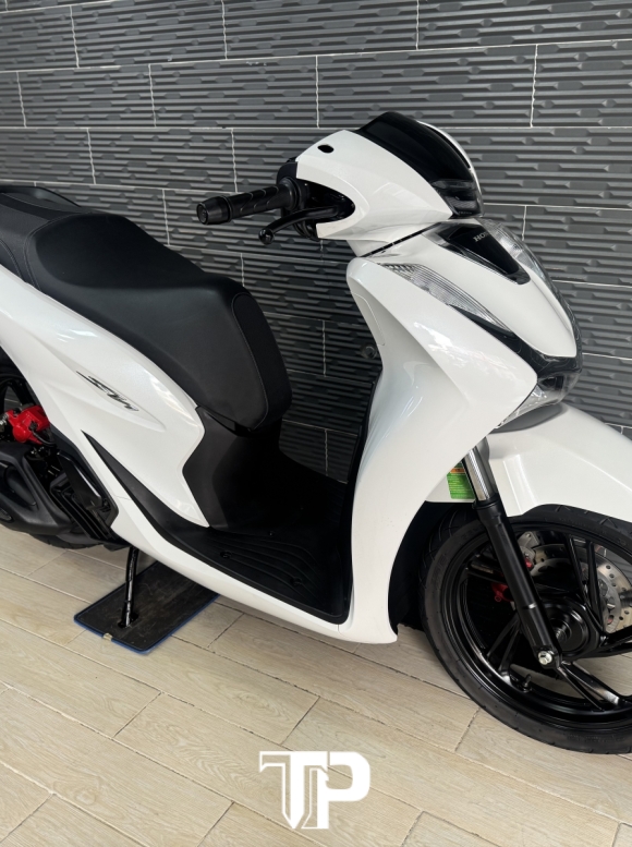 Honda SH125 date 2022 Trắng Đen Sporty Bstp