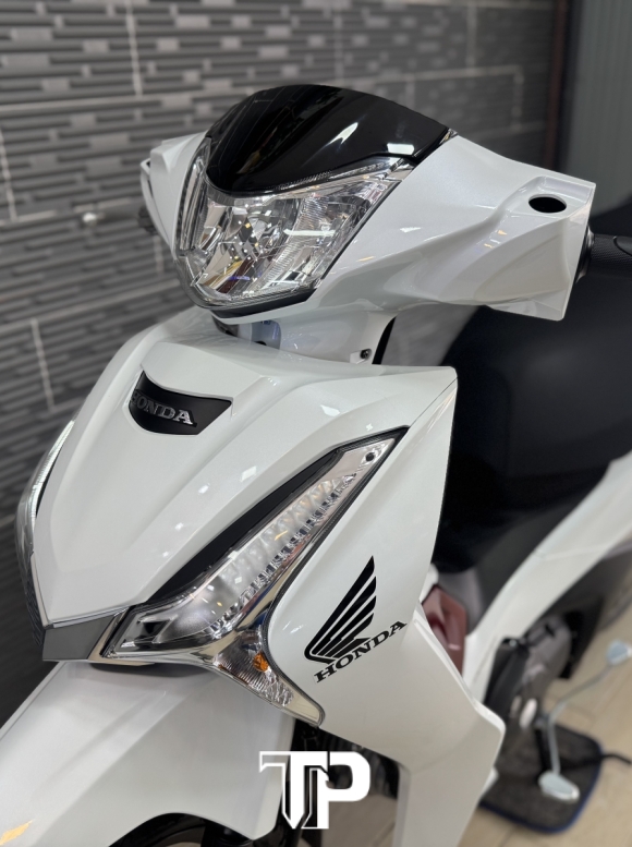 Honda Future 125 Trắng Đen 2026 New 