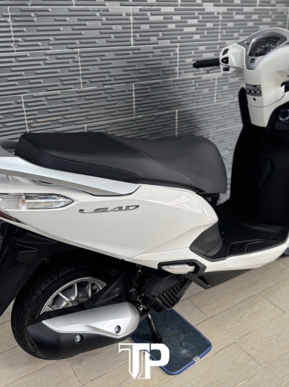 Honda Lead New 100% Đủ màu cho ae chọn 