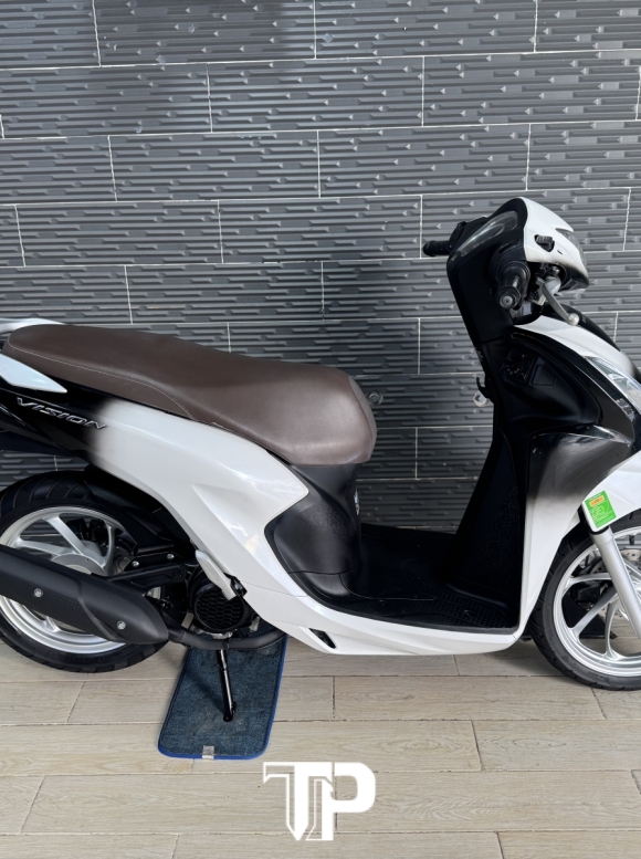 Honda Vision 2024 Trắng Đen Bstp