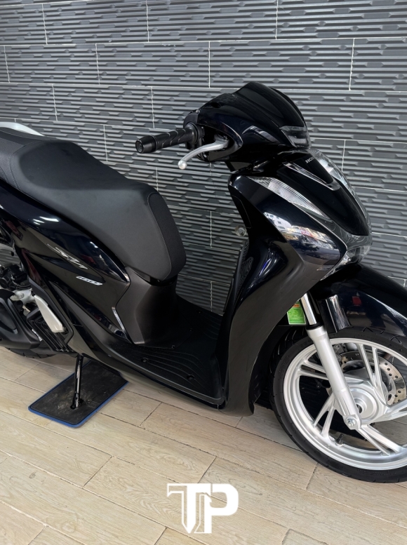 Honda SH125 date 2025 Đen Bóng Bs Sài Gòn