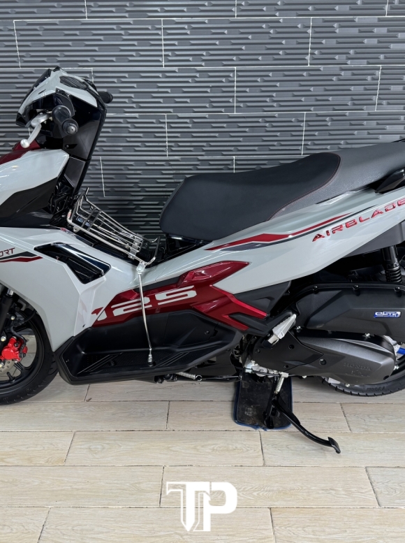 Honda AB125 date 2024 Xám xi măng Sporty