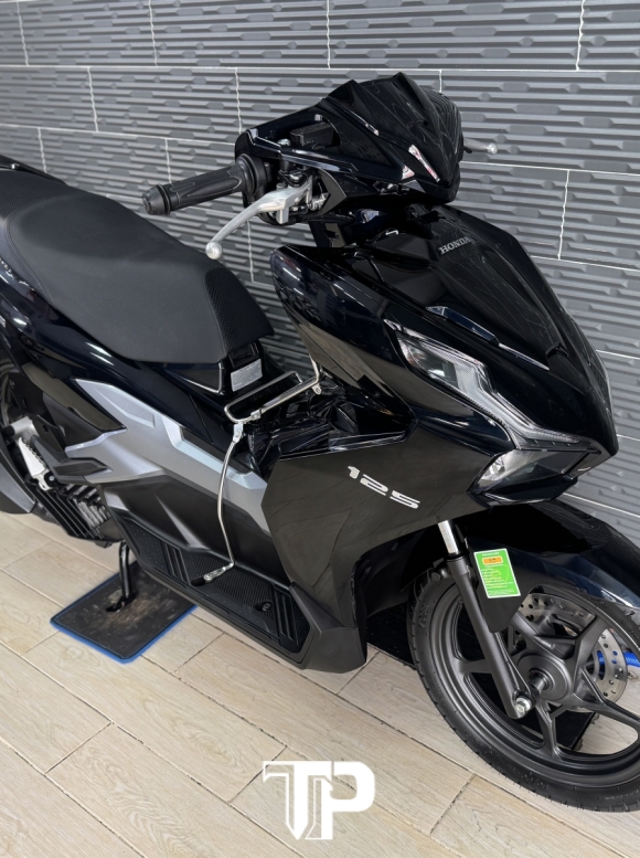 Honda Air Balde 125 date 2025 Đen Bóng 