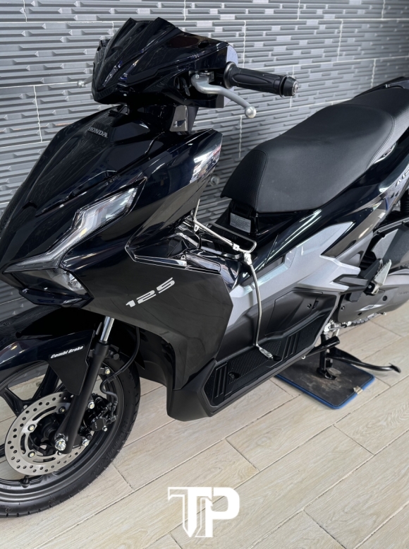 Honda AB125 date 2025 Đen Bóng Bstp 9 chủ