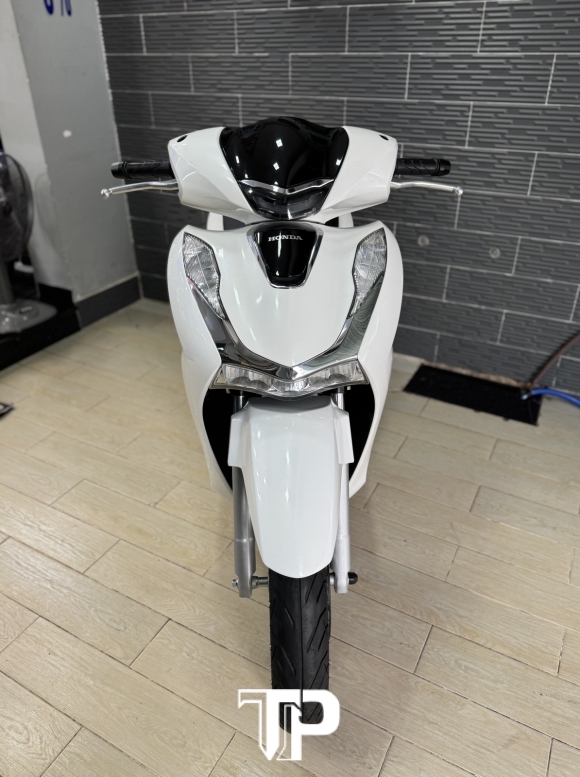 Honda SH 125 date 2024 Trắng Bs Sài Gòn