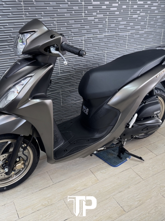 Honda Vision 2026 New Nâu Cánh dán mâm đồng Đặt Biệt