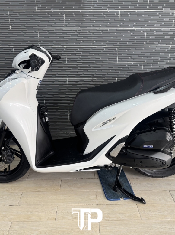 Honda SH150 date 2022 Trắng Đen Sporty Bstp