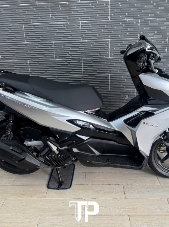Honda Air Balde 160 date 2022 -4val Bạc Porsche Bstp