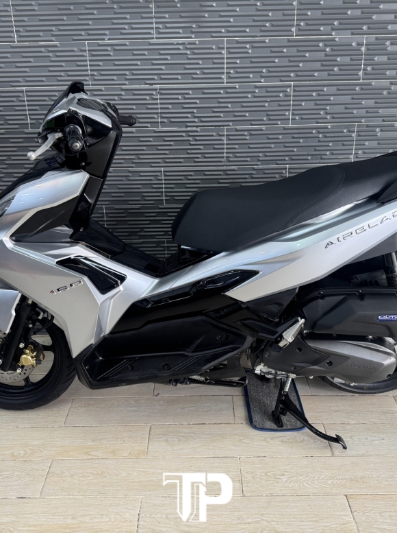 Honda AB160 date 2022 Bạc Porsche Bstp