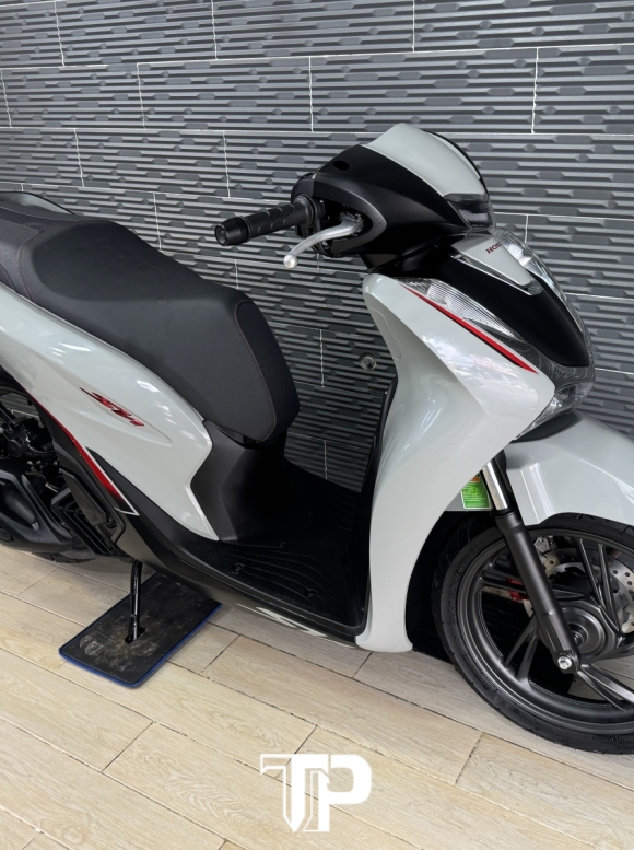Honda SH160  date 2023 Xám xi măng Mẫu mới Bstp