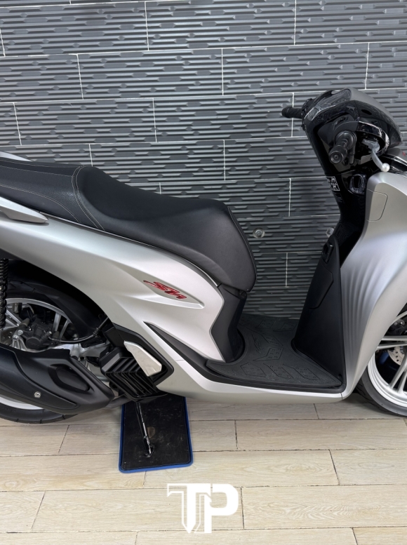 Honda SH125 date 2022 Bạc Nhám Bstp