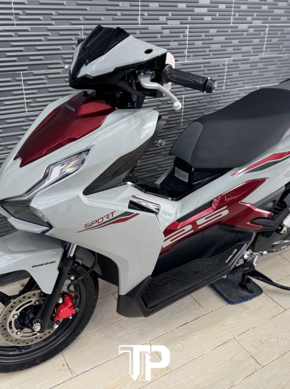 Honda AB125 date 2025 Xám xi măng 160 cây bstp