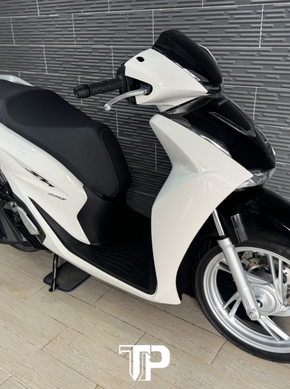 Honda SH160 date 2026 mẫu mới Trắng Bs Sài Gòn