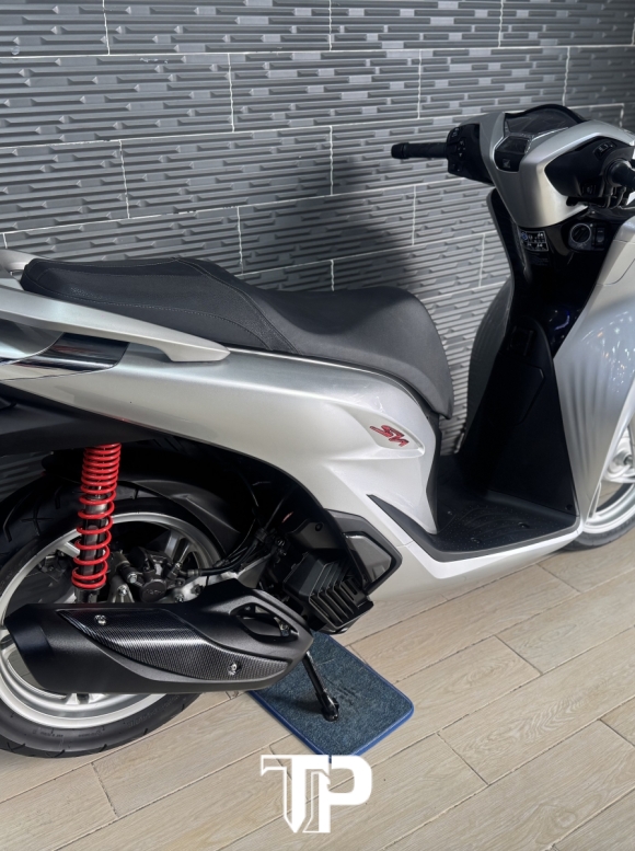 Honda SH125 date 2023 abs Bạc Porsche 