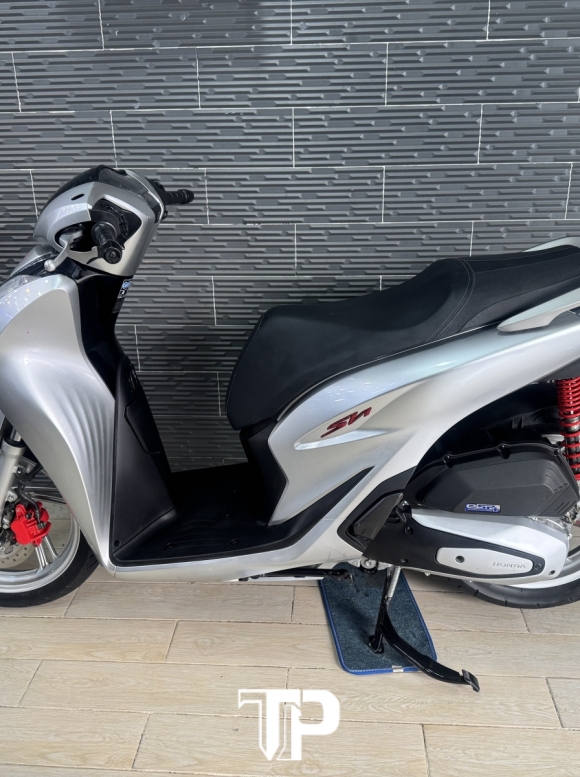Honda SH125 date 2023 abs Bạc Porsche 