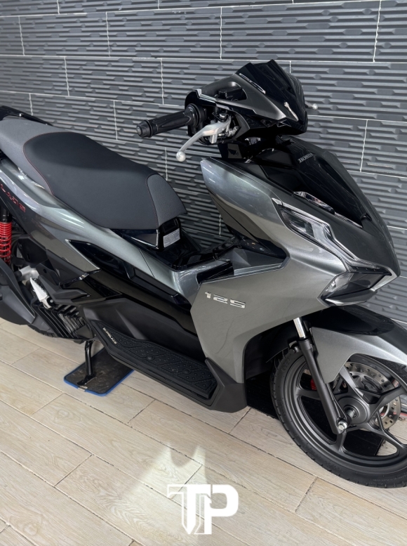 Honda AB125 date 2025 Xám Lamborghini Bstp