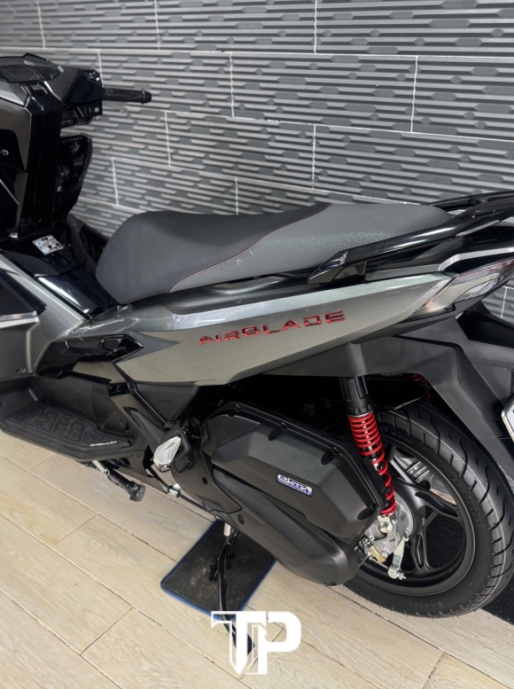 Honda AB125 date 2025 Xám Lamborghini Bstp
