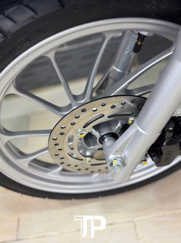 Honda SH Mode 2024 Trắng Bs Sài Gòn