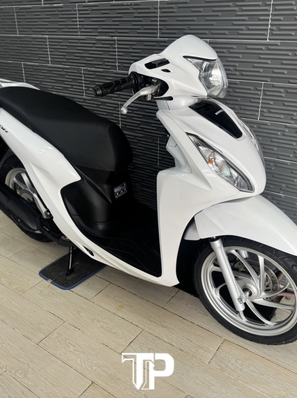 Honda Vision 2021 Trắng Bstp 