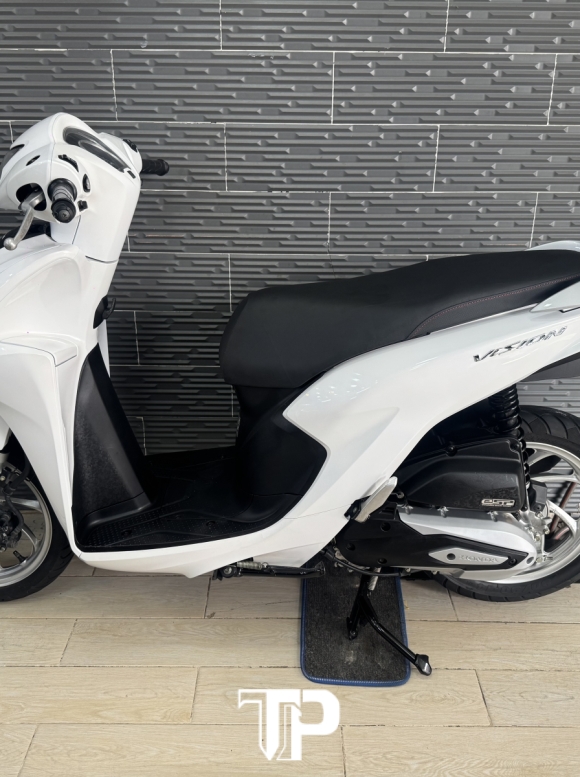 Honda Vision 2021 Trắng Đen Bs Sài Gòn