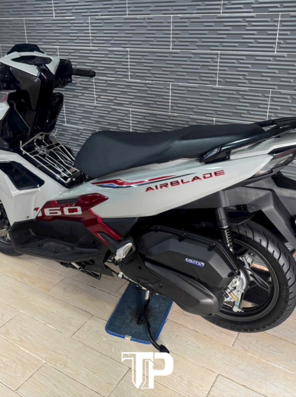 Honda Air Balde 125 date 2024 Xám Xi Măng Bstp