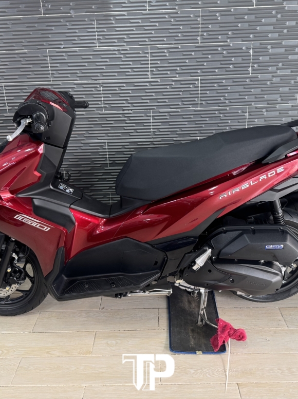 Honda Air Balde 160 date 2026 Đỏ Đen Bstp