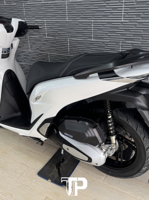 Honda SH125 date 2022 Trắng Đen Sporty 