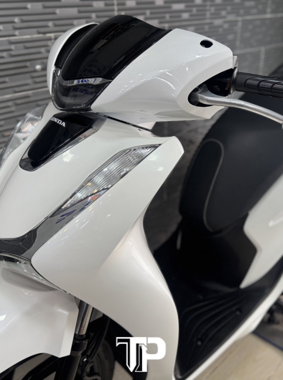 Honda SH125 date 2022 Trắng Đen Sporty 