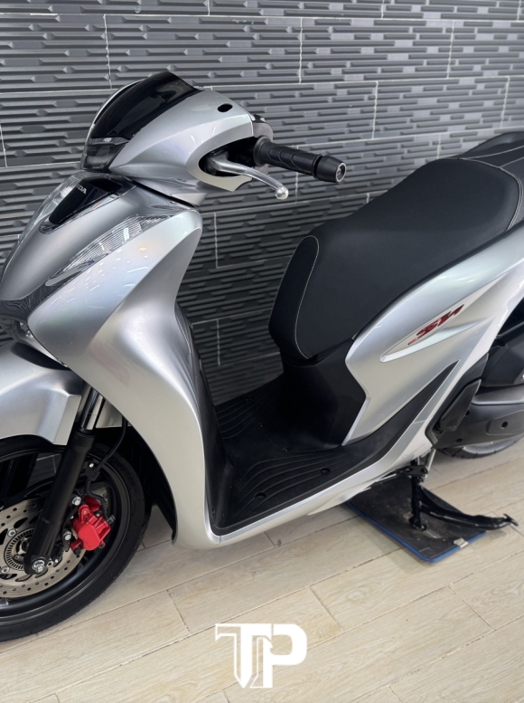 Honda SH160 date 2023 Abs Bạc Porsche Bstp