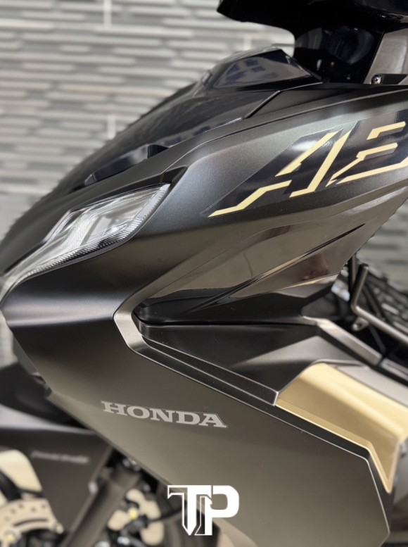 Honda AB125 - 4val Đen Nhám Tem Vàng Siêu lước 