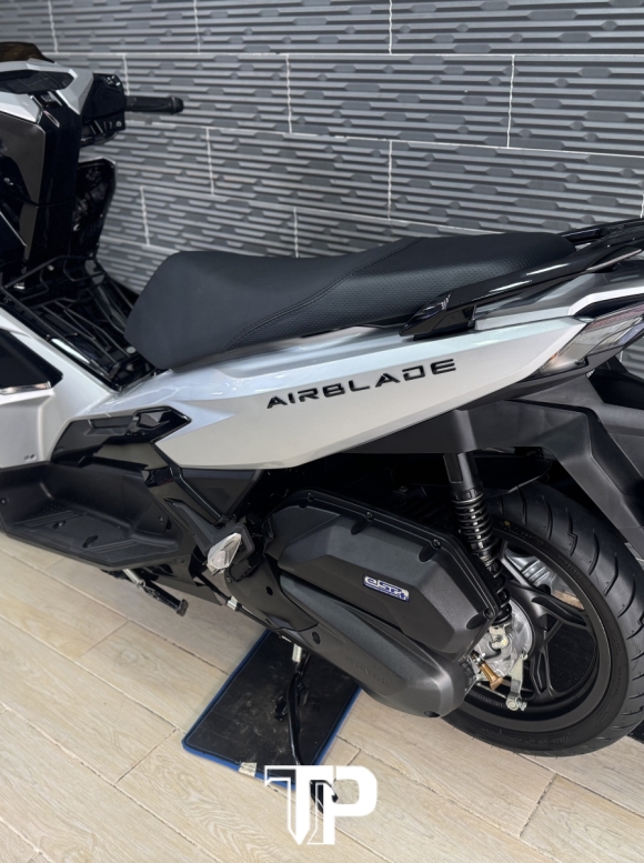 Honda AB160 date 2022 Bạc Porsche Bs Sài Gòn