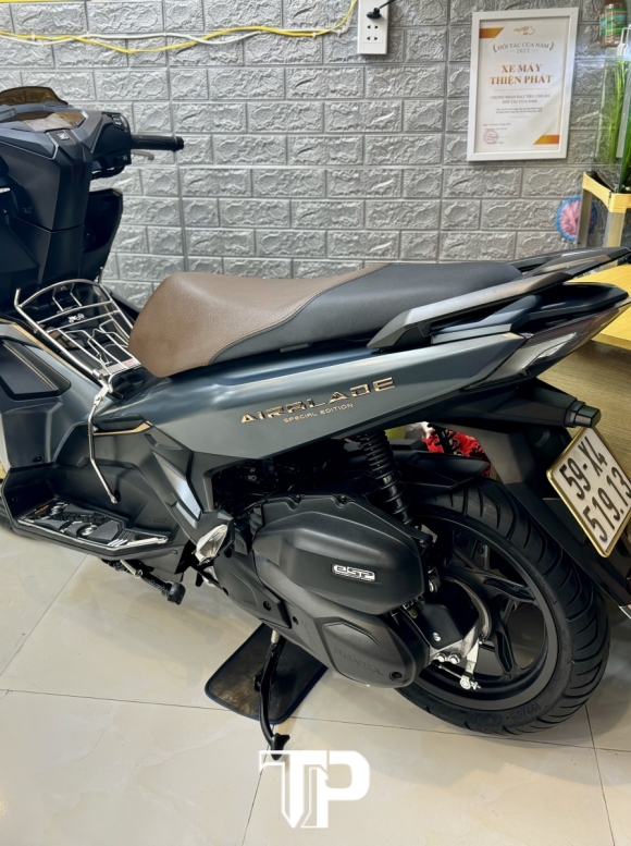 Honda AB150 date 2021 Xanh Nhám Tuyệt chủng 2k klm