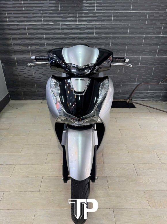Honda SH125 date 2022 Bạc Đen Porsche Bstp