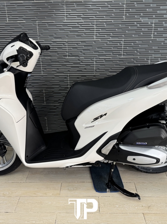 Honda SH160 date 2026 Mẫu Mới Trắng 