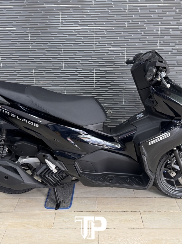 Honda AB125 date 2026 Đen Bóng Bs Sài Gòn