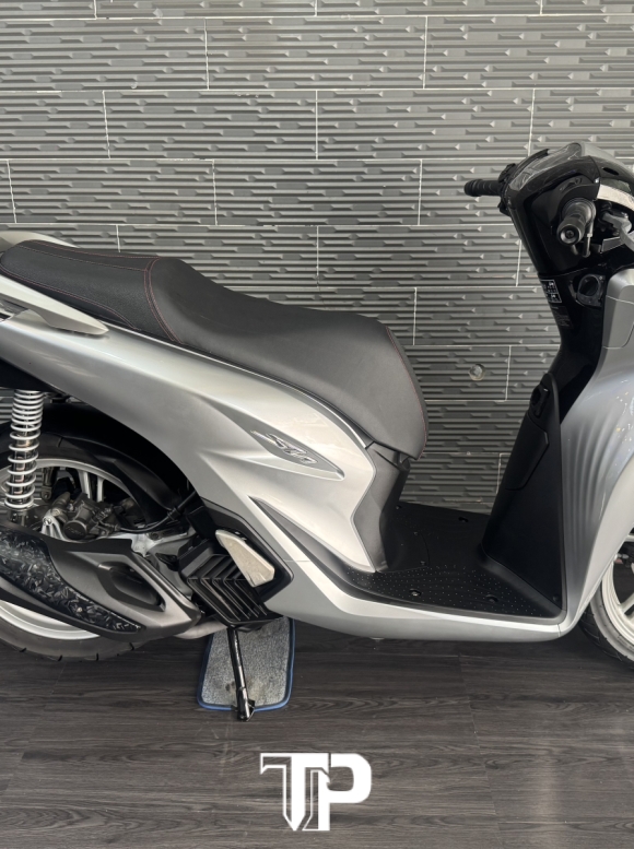 Honda SH125 date 2021 Bạc Đen Porsche 