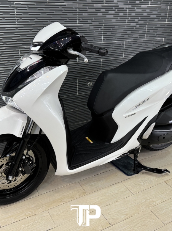 Honda SH125 date 2025 Trắng Đen Sporty Bstp